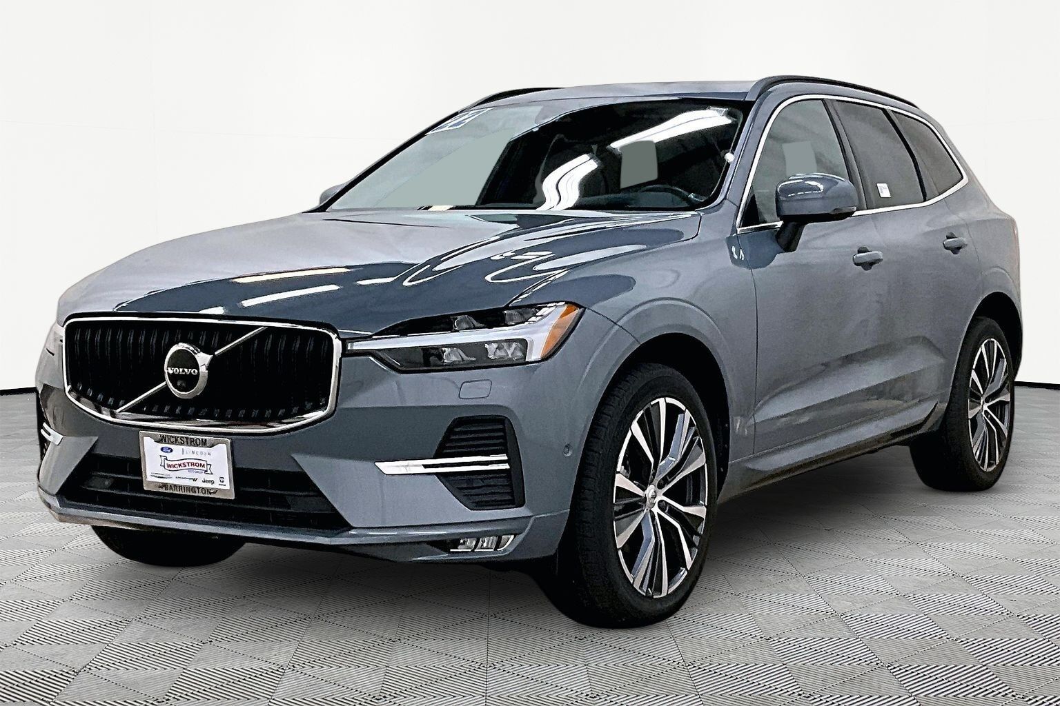 2022 VOLVO XC60