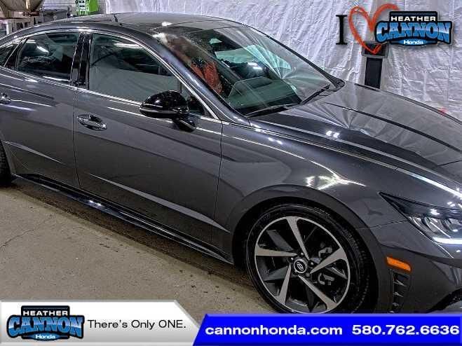 2022 HYUNDAI Sonata