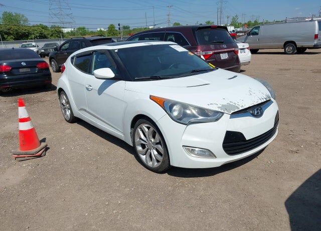 2013 HYUNDAI Veloster