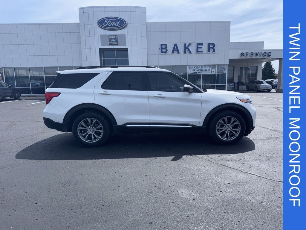 2022 FORD Explorer