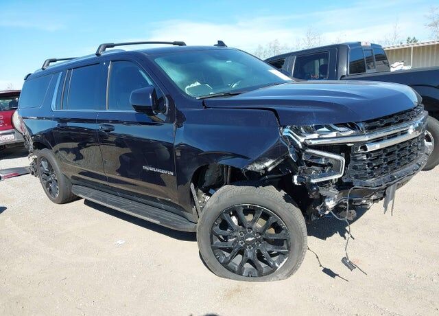 2023 CHEVROLET Suburban