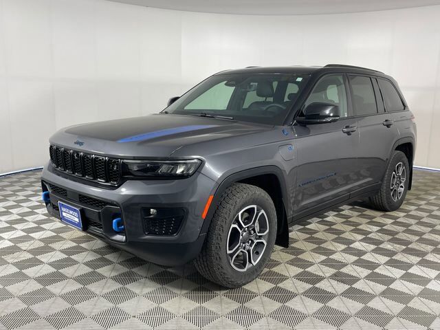 2022 JEEP Grand Cherokee