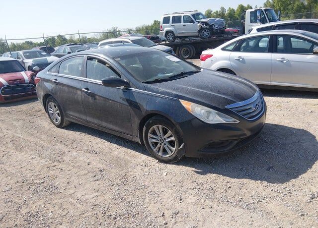 2011 HYUNDAI Sonata