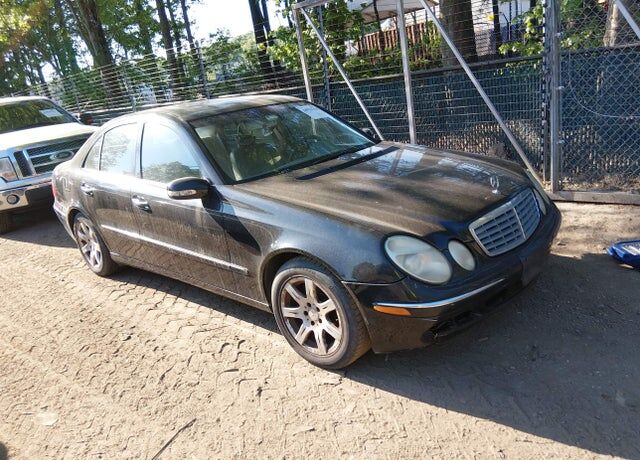 2004 MERCEDES-BENZ E-Class