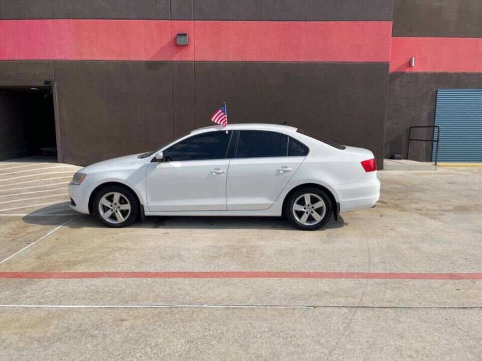 2014 VOLKSWAGEN Jetta