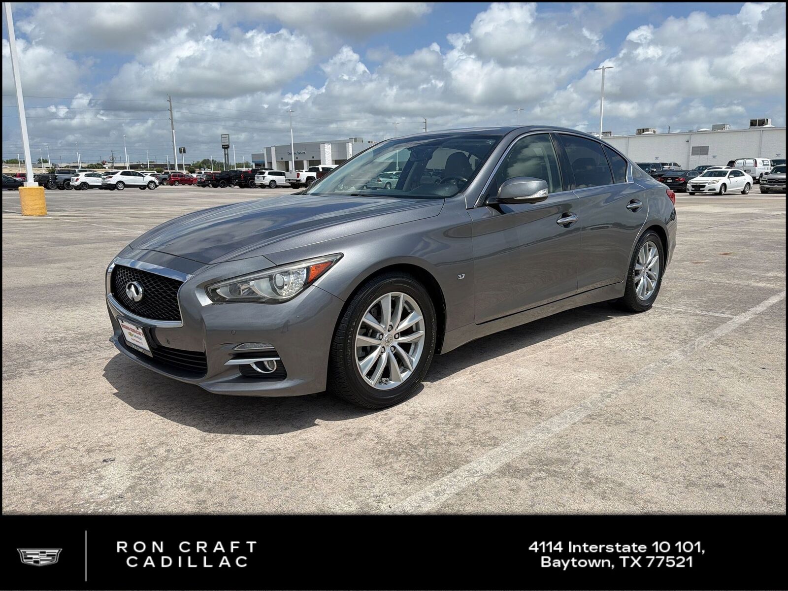 2015 INFINITI Q50