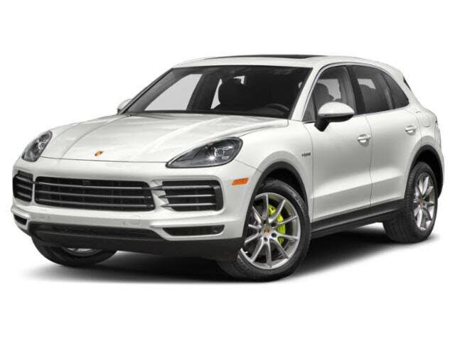 2022 PORSCHE Cayenne