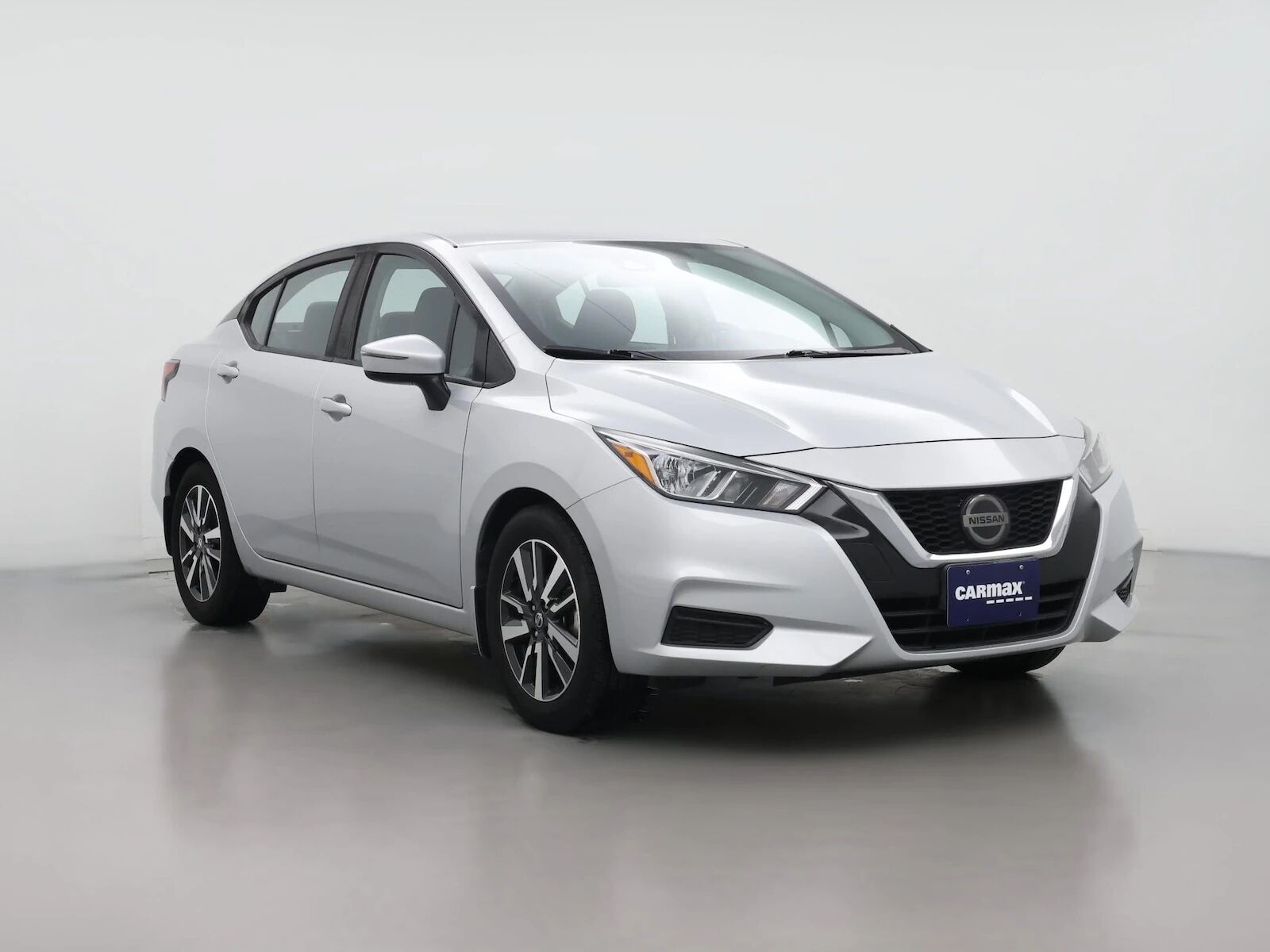 2020 NISSAN Versa