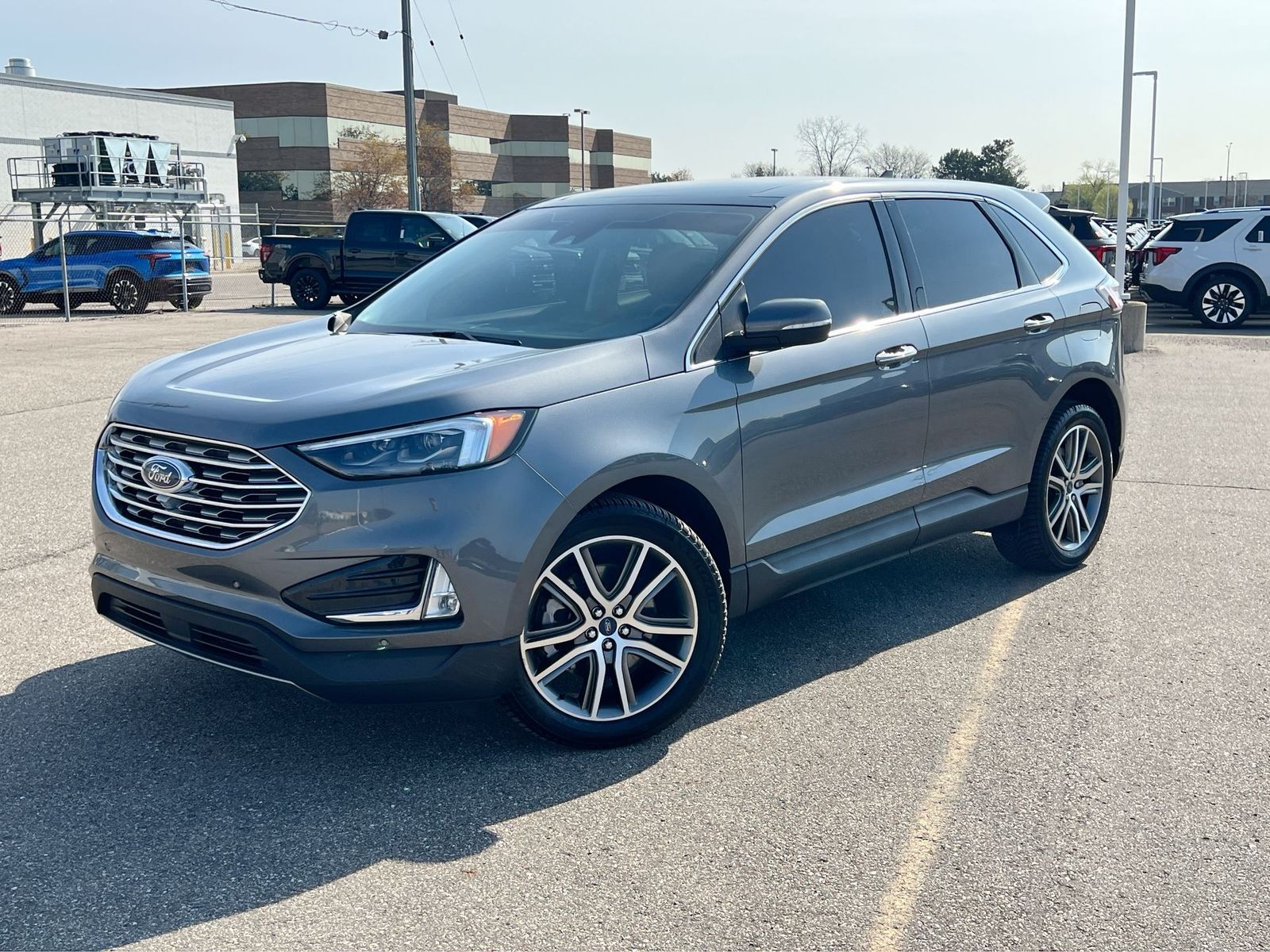 2022 FORD Edge