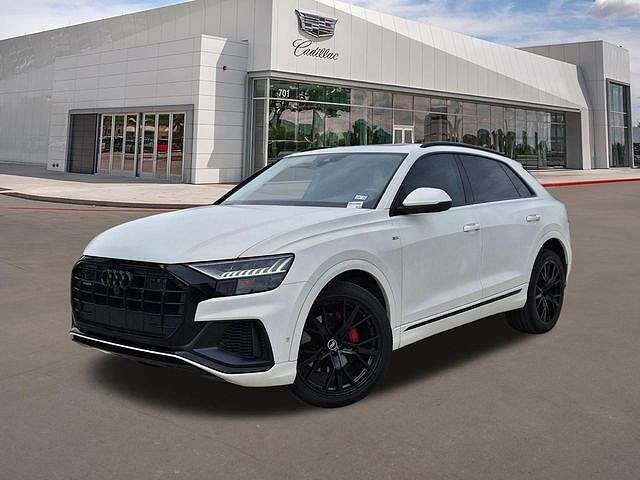 2021 AUDI Q8