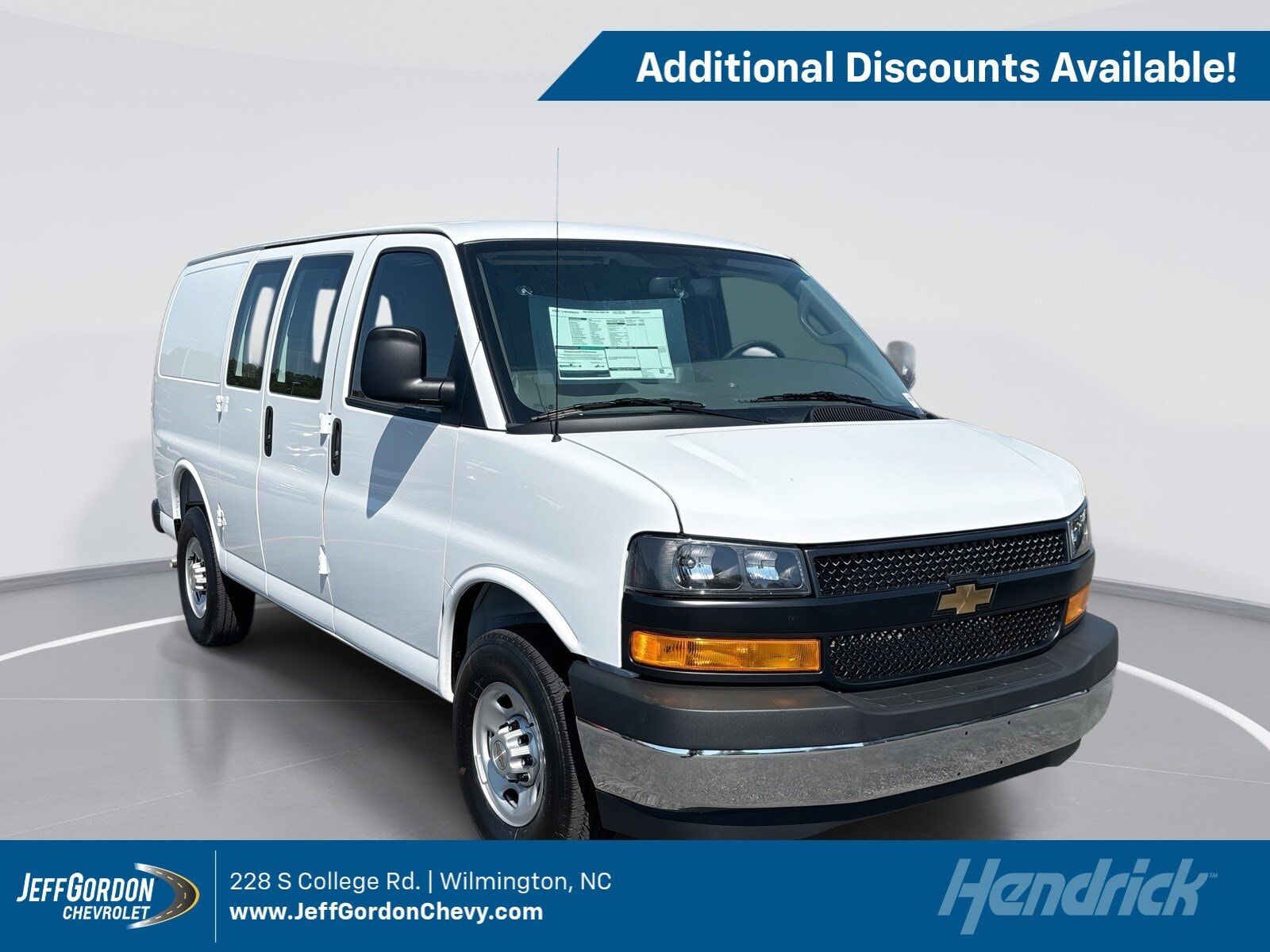 2026 CHEVROLET Express