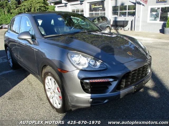 2011 PORSCHE Cayenne