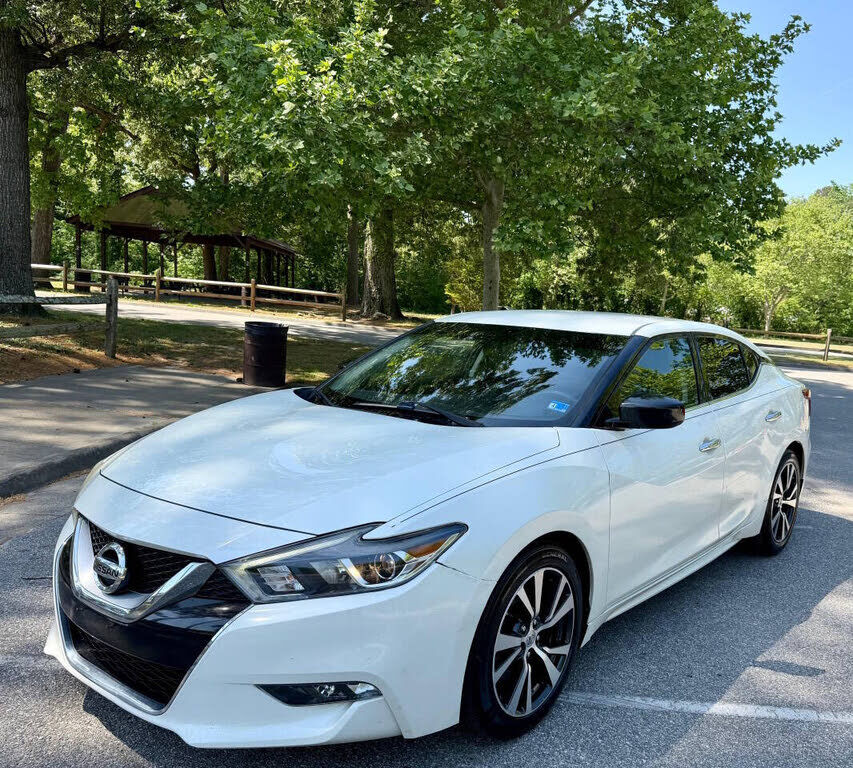 2017 NISSAN Maxima