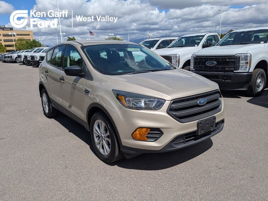 2018 FORD Escape