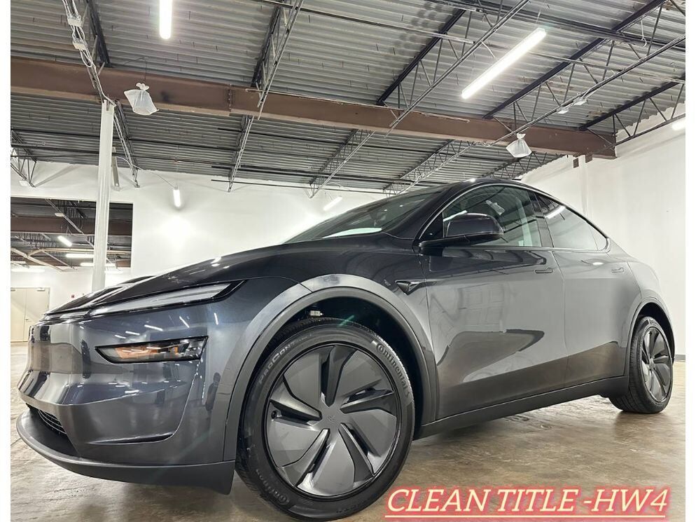 2026 TESLA Model Y