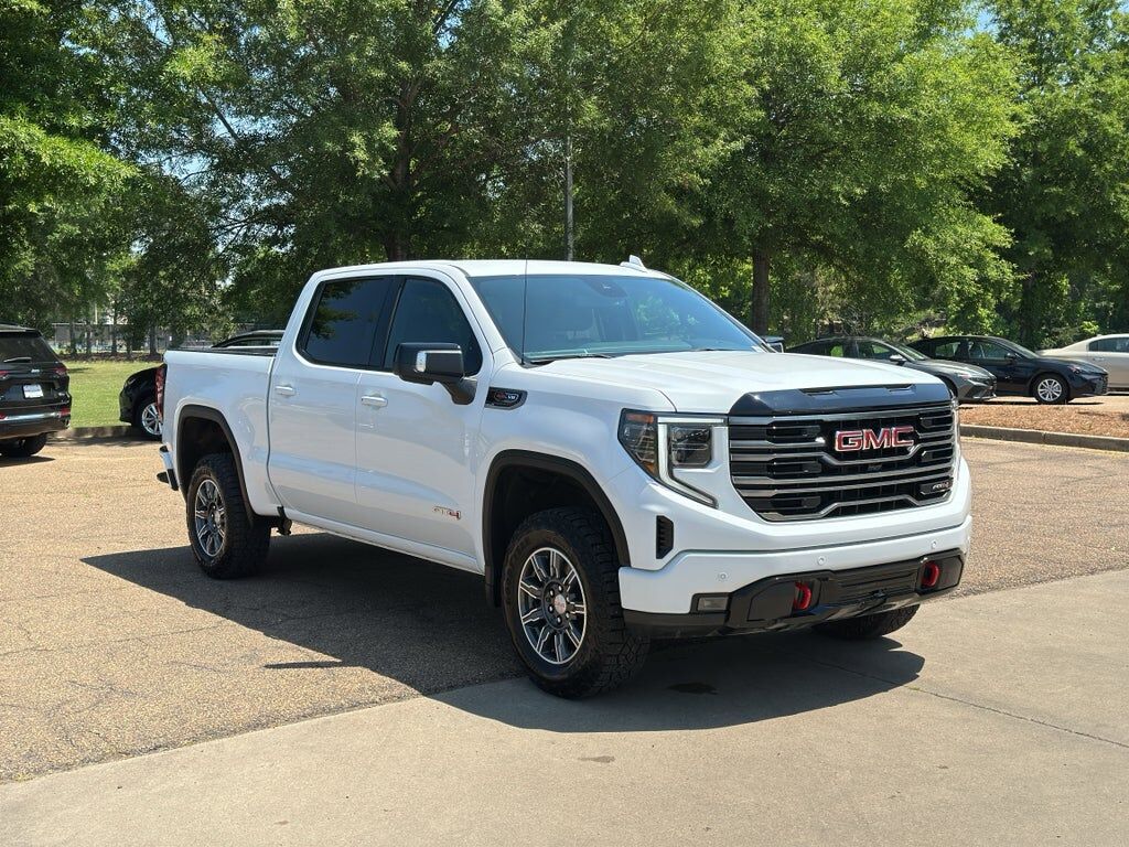 2025 GMC Sierra