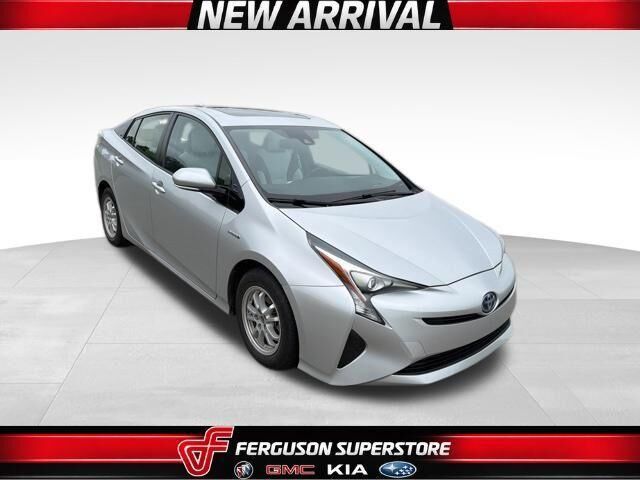 2017 TOYOTA PRIUS