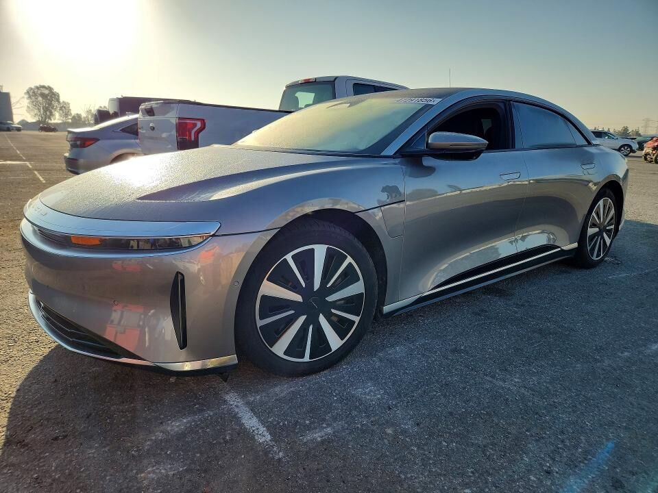 2025 LUCID Air