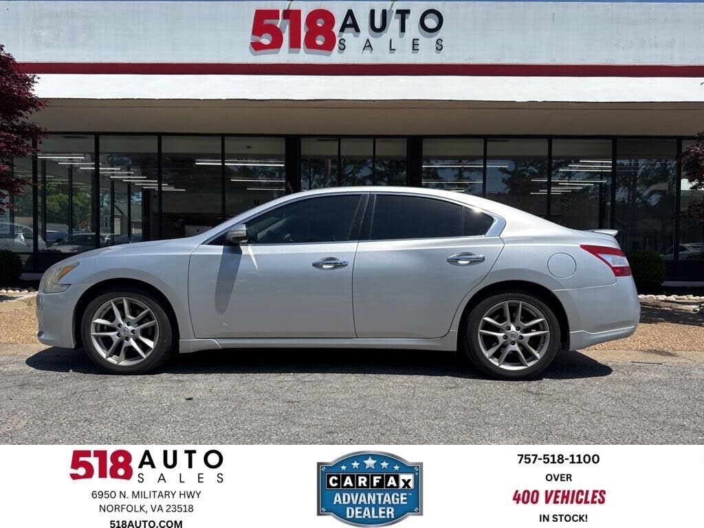 2010 NISSAN Maxima