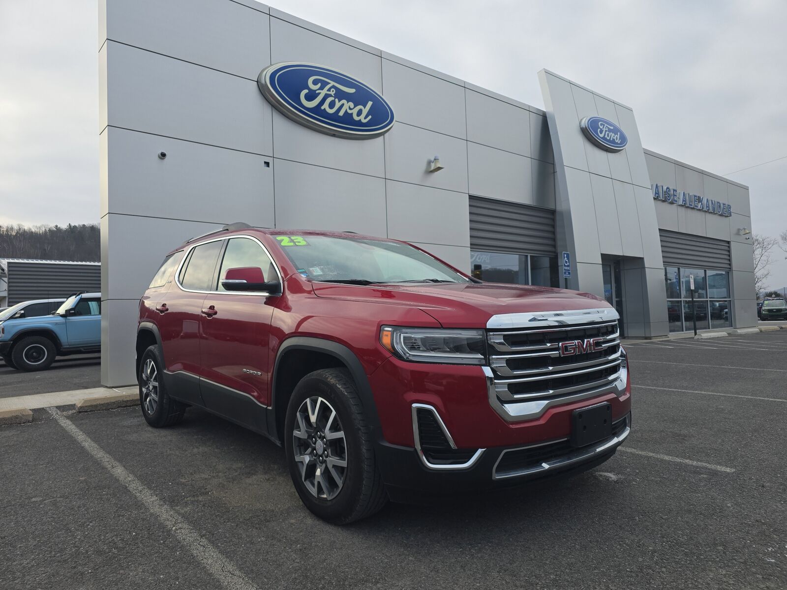 2023 GMC Acadia