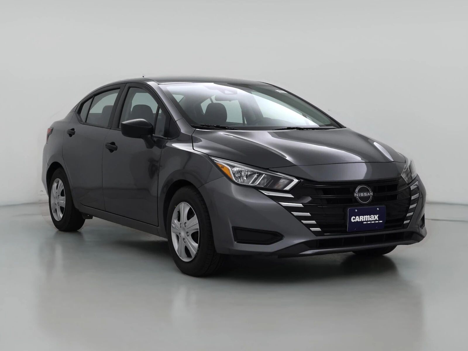 2024 NISSAN Versa