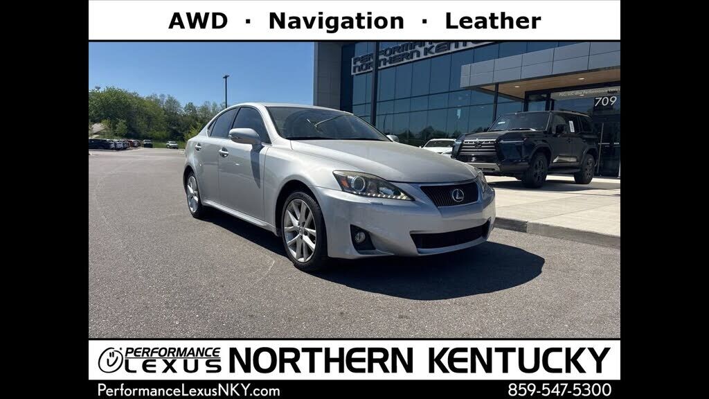 2011 LEXUS IS