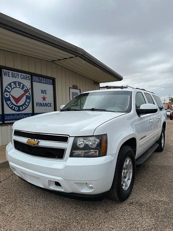 2014 CHEVROLET Suburban