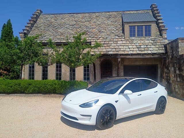 2020 TESLA Model 3