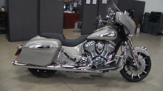 2022 INDIAN MOTORCYCLE Chieftain Limited