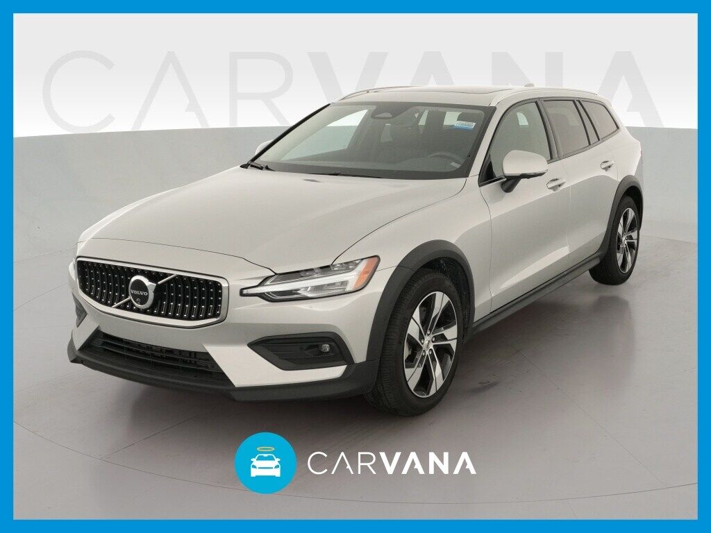 2025 VOLVO V60CC