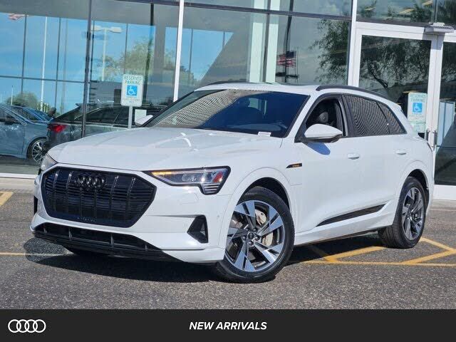 2023 AUDI e-tron