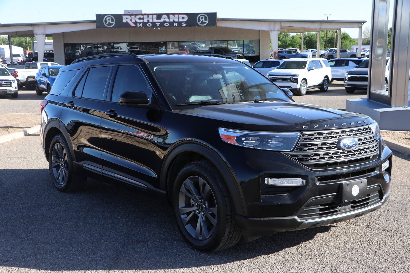2023 FORD Explorer