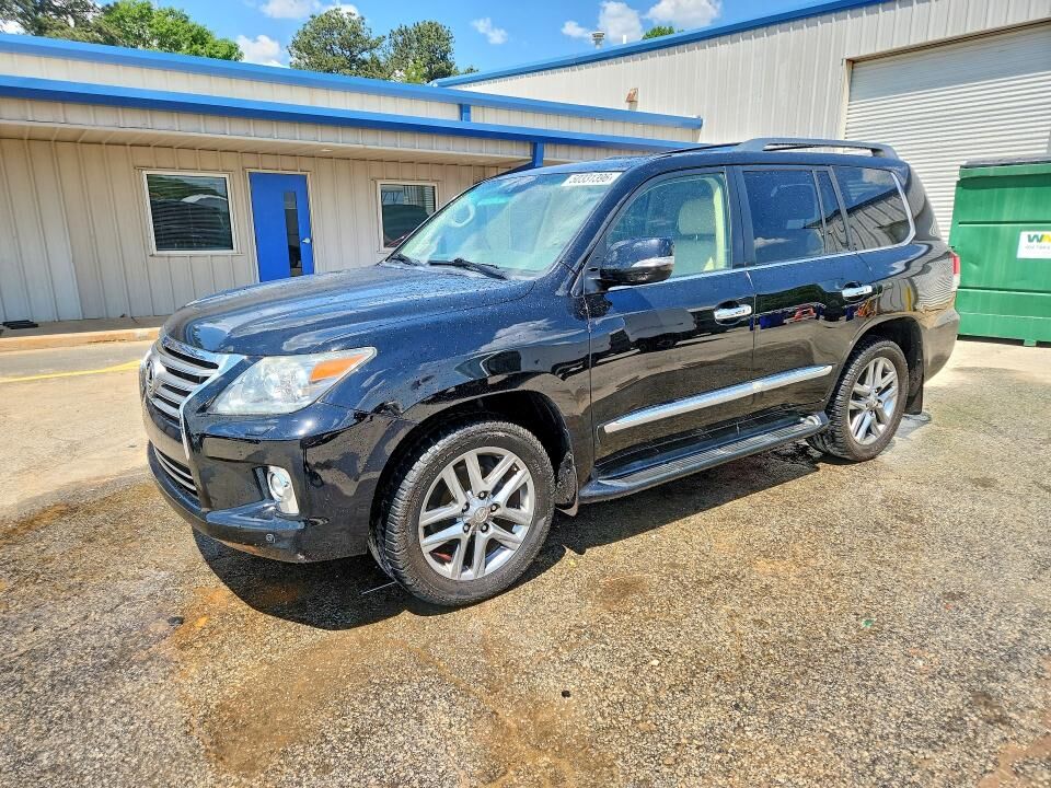 2013 LEXUS LX