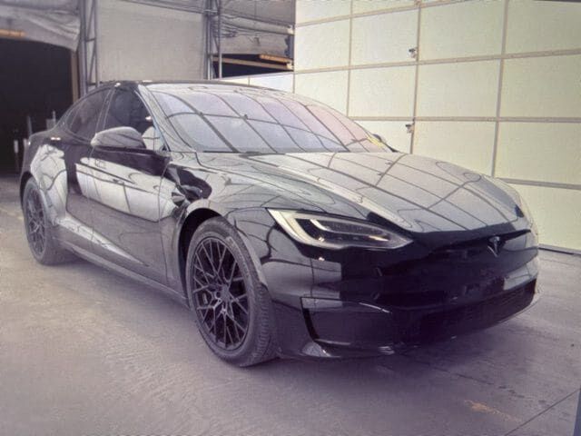2021 TESLA Model S