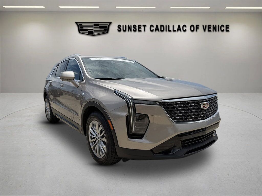 2025 CADILLAC XT4