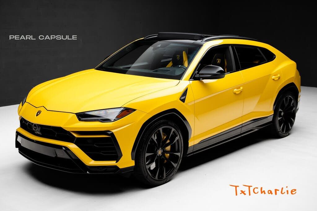 2021 LAMBORGHINI URUS