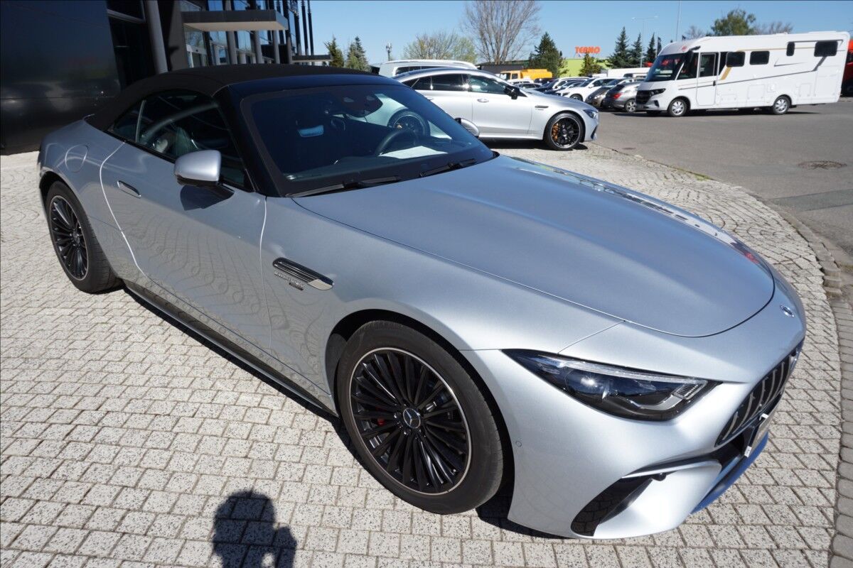 2022 MERCEDES-BENZ SL-Class