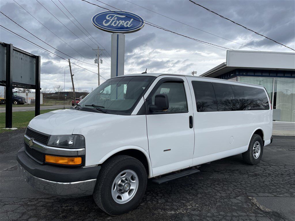 2012 CHEVROLET Express