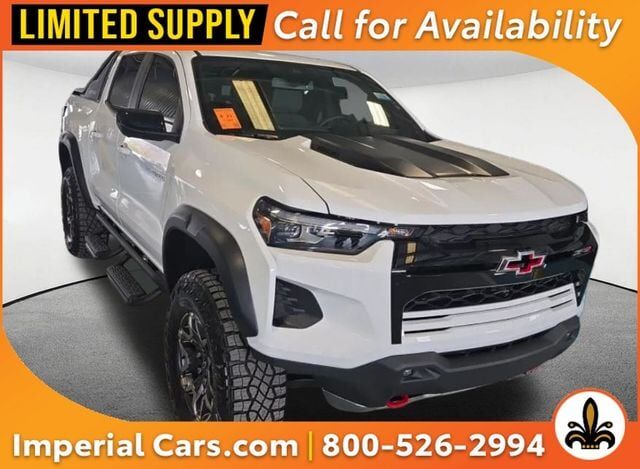 2025 CHEVROLET Colorado