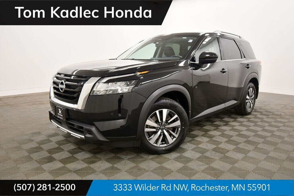 2024 NISSAN Pathfinder