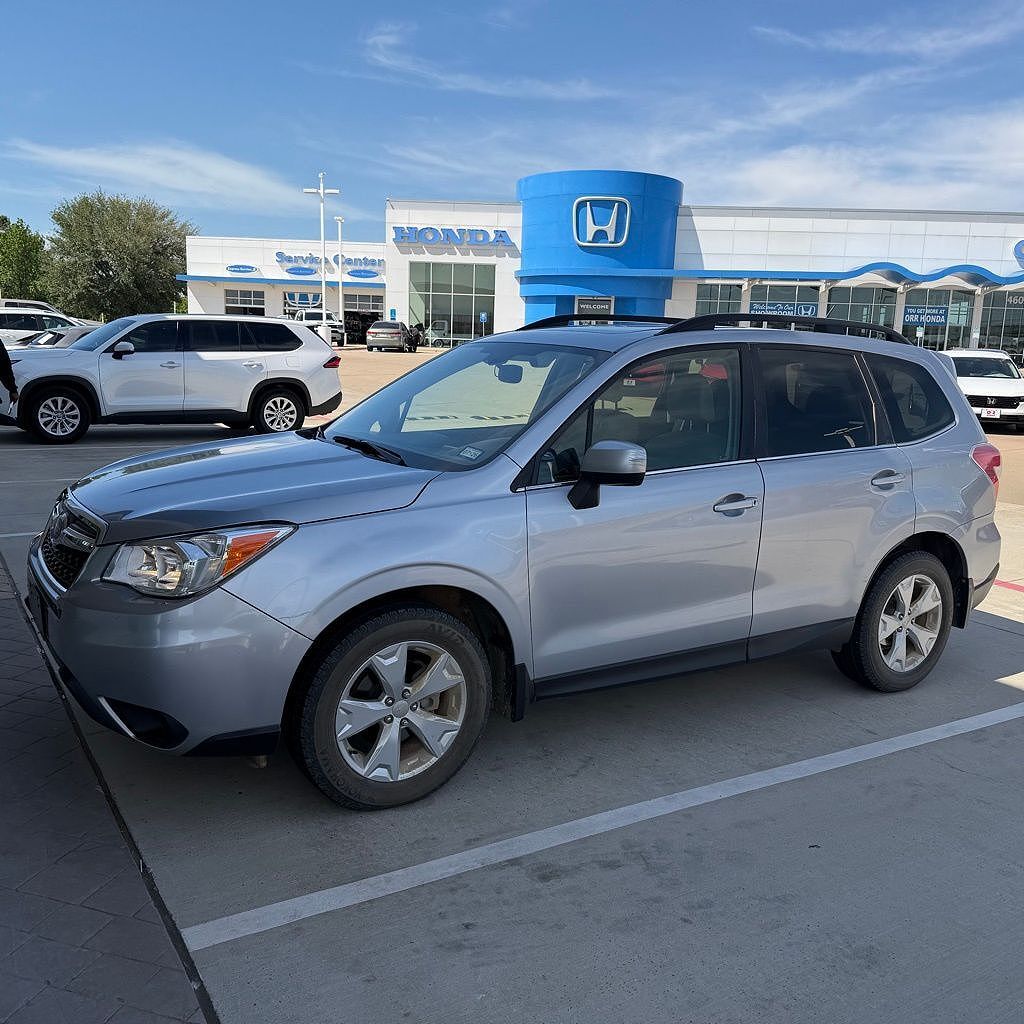 2015 SUBARU Forester