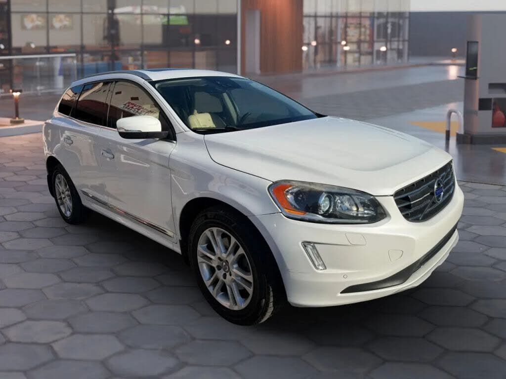 2016 VOLVO XC60