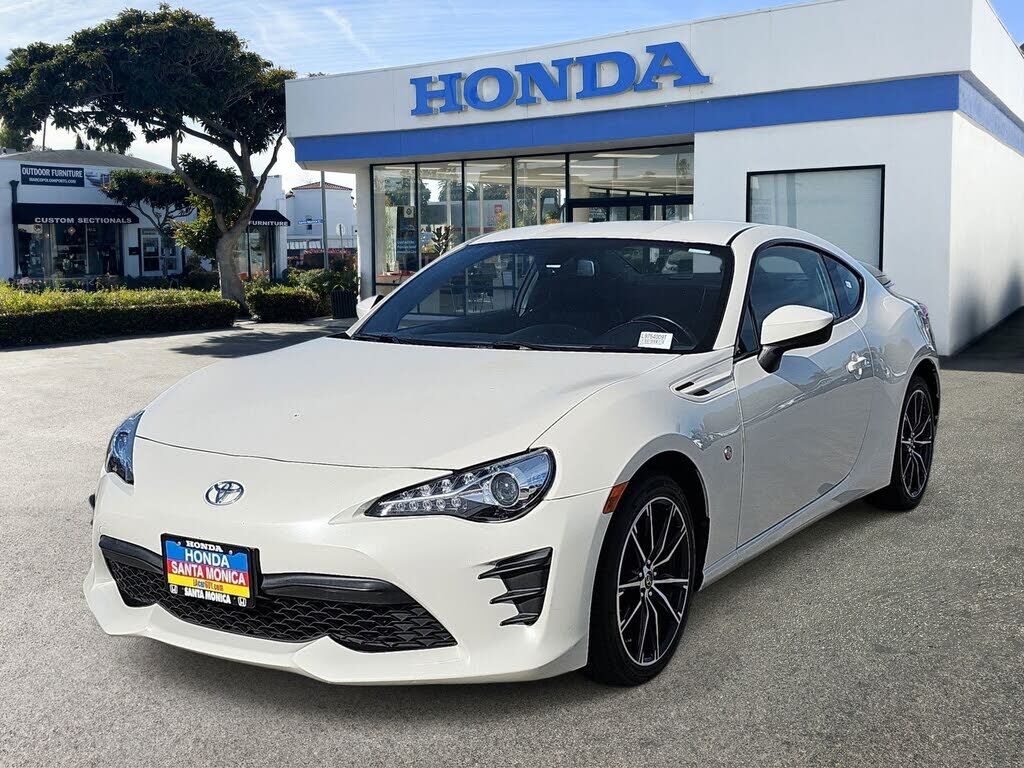 2020 TOYOTA 86