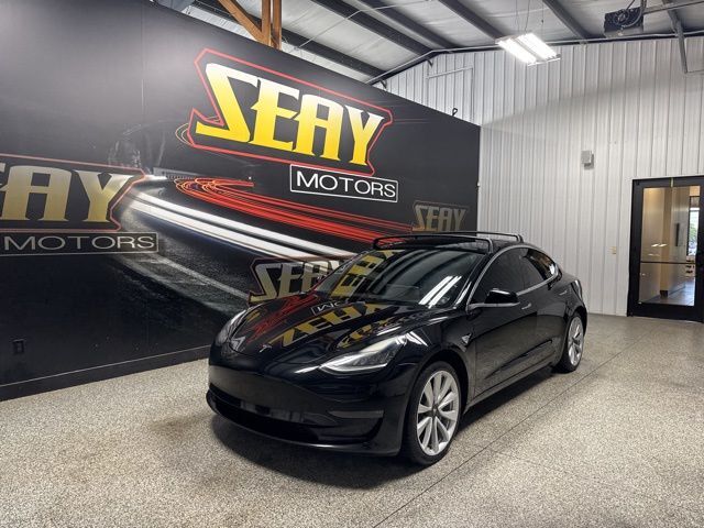 2018 TESLA Model 3