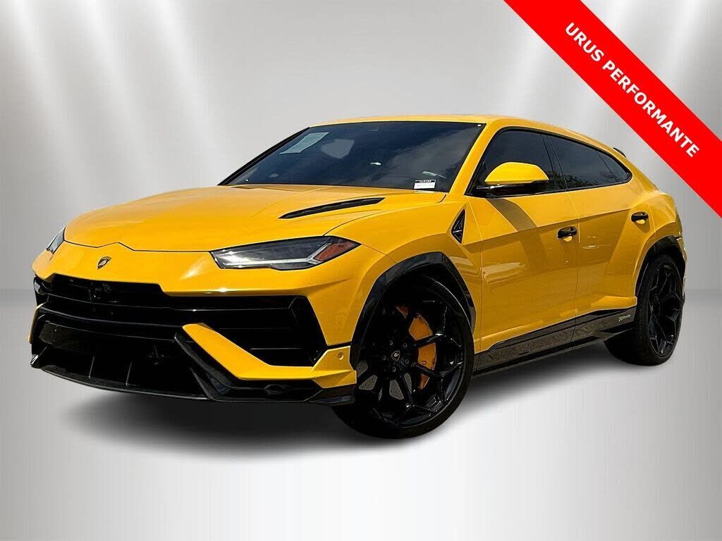 2023 LAMBORGHINI URUS