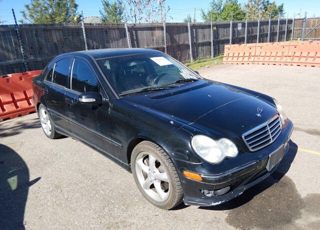 2006 MERCEDES-BENZ C-Class