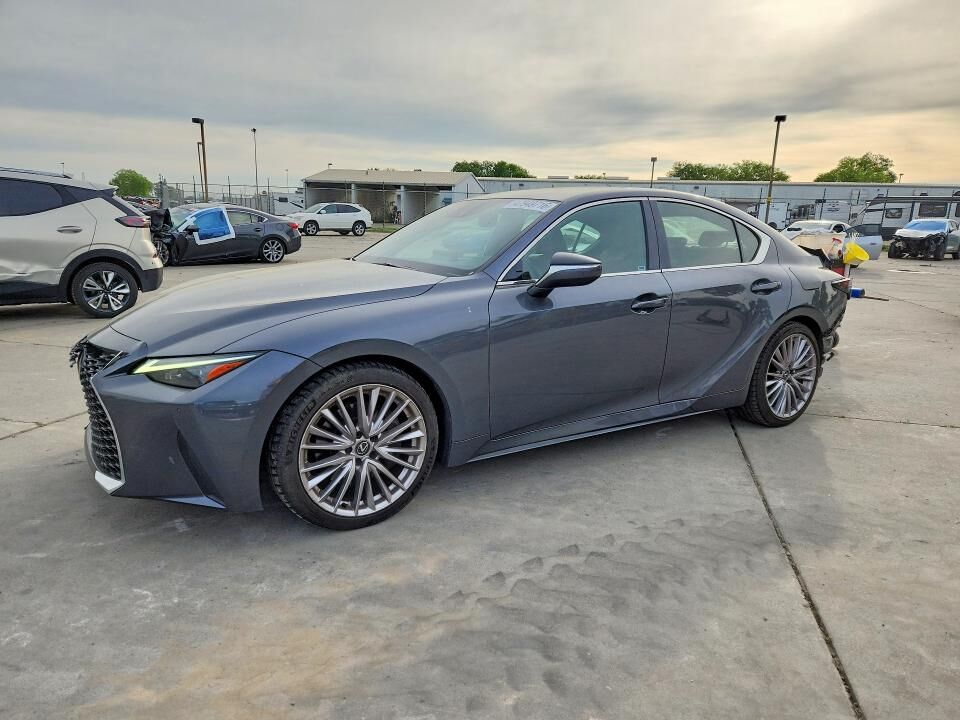 2023 LEXUS IS