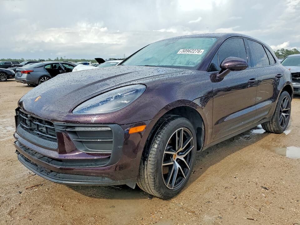 2023 PORSCHE Macan