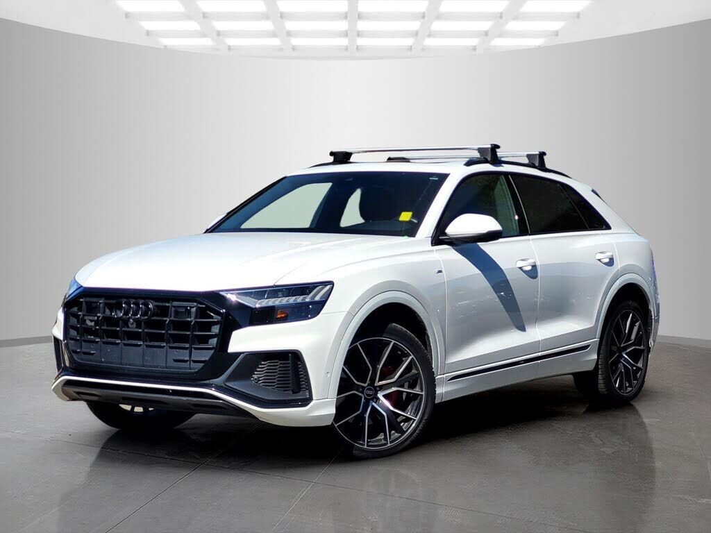 2021 AUDI Q8