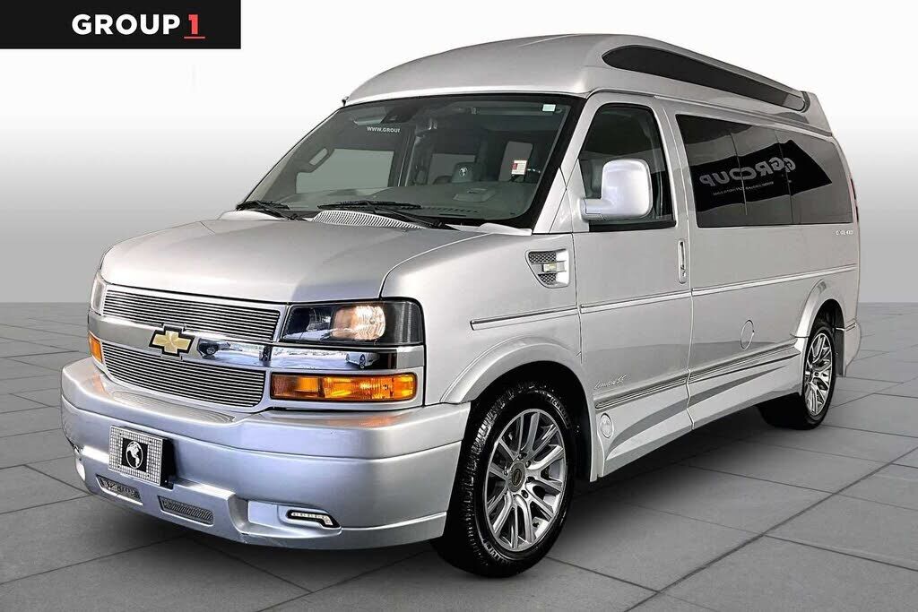 2021 CHEVROLET Express